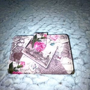 NWOT Wallet Ladies, womens. Fringilta floral, bistro stamp European look